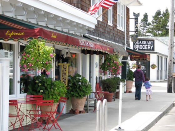 With its antiques shops and picturesque hiking trails, Gearhart, Oregon—just north of the renowned, more-bustling Cannon Beach—is an in-the-know haven for Portland hipsters. In the evenings, people drive onto the hard-packed sand for wine and stargazing parties.